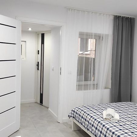 Apartament Krotka تشينستوخوفا المظهر الخارجي الصورة